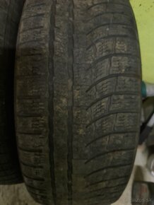 predám zimné pneu 215/55R17 NOKIAN - 5