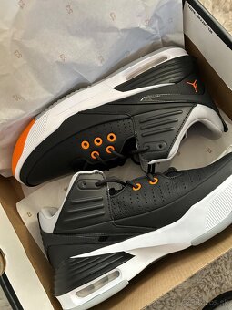 Jordan Max Aura 6 - 5