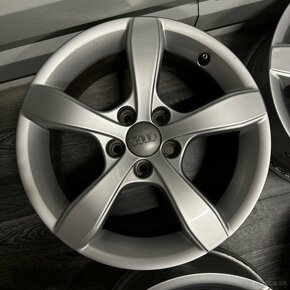 Alu AUDI A1 5x100 15” 8X0071495 - 5