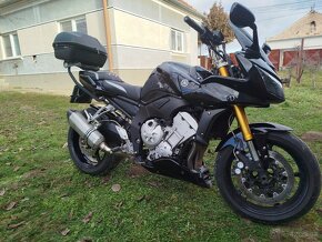 Yamaha fz1 - 5