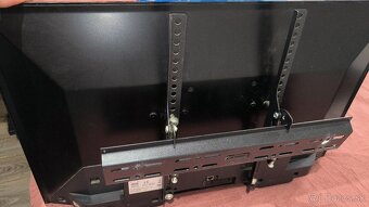 Sony KDL32WD600 - 5