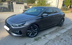 Hyundai i30 fastback - 5