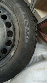 Disky plus zánovné zimné pneu Opel 205/55 R16 dot 3320 - 5