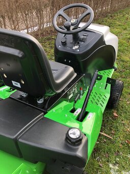 Etesia Zahradní traktor traktůrek sekačka Kawasaki - 5