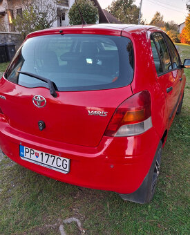 Toyota Yaris 1,33, 74 kW, 6 st. manuál - 5