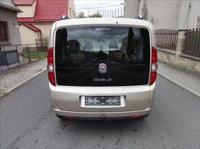 Fiat Dobló 1.4 70kW 2010 108016km Dynamic 5 míst serviska - 5