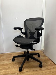 Herman Miller Aeron Remastered Full Option Posturefit - 5