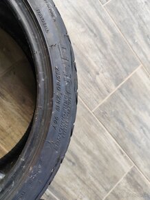 Letná pneu 235/40 R19 - 5