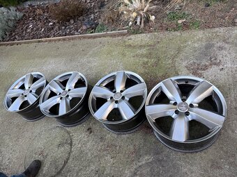 5x112 R19 alu disky DEZENT M Hg Mercedes ML W164 - 5