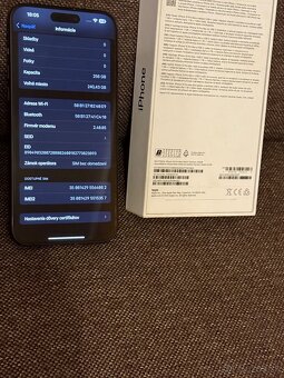 iPhone 15 Pro Max 256GB Black Titanium - 5