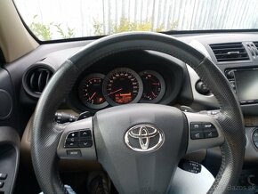 Toyota RAV4 Dcat - 5