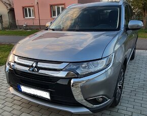 Mitsubishi  Outlander  2.2 DI-D 110 KW 2016 - 5