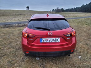 Mazda 3 1.5 skyactive 74kw benzín - 5