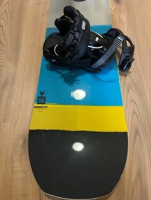 Predám snowboard + Obuv - 5