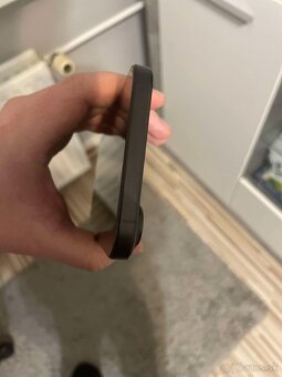 Apple iPhone 16 Plus 128GB Čierny - 5