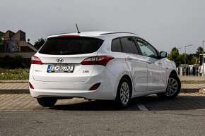 Hyundai i30 1.6 CRDi DOHC 16V YES - 5