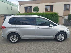 Volkswagen Touran Comfortline 2.0 TDI 85KW DSG 2020 - 5