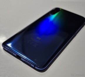 Xiaomi MI 9 Ocean Blue - 6 GB RAM / 128 GB ROM - 5