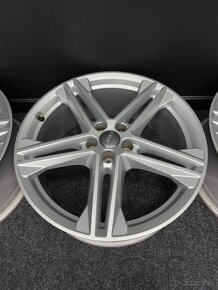 Alu AUDI Q5 5x112 20” 80A601025N - 5