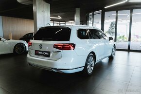 Volkswagen Passat Variant 2.0 TDI Business 4Motion DSG - 5