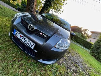 Auris 1.6 93kw 2009 - 5