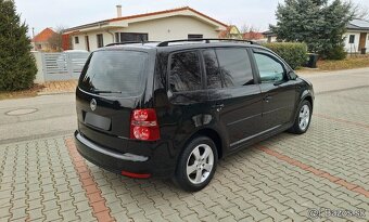 Volkswagen Touran Facelift 1.9TDi 77Kw R.v.:6/2009 DSG 6R - 5