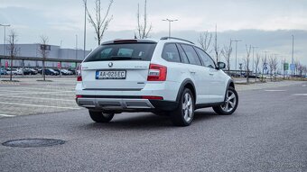 Škoda Octavia Combi 2.0 TDI Scout DSG 4x4 - 5