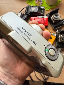 Yashica microtech zoom 120 - 5