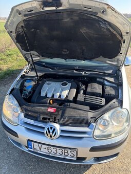 Volkswagen Golf 5 - 5