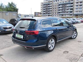 Volkswagen Passat Variant 2.0 TDI EVO Elegance DSG - 5