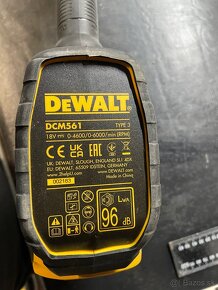 DEWALT AKU 18V vyžínačka - 5