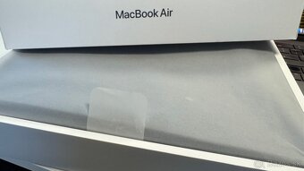 MacBook Air 13-palcový, M3, 2024 , RAM 16GB, 256 disk - 5