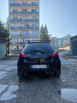 Predám Mazda 2 1,3 63 kw - 5