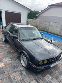 Bmw e30 coupe 318is - 5