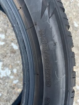 Predam Zimne -  pneu Bridgestone 235/45 R19 - 5