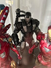 Hot Toys Diecast War Machine Mark I - 5