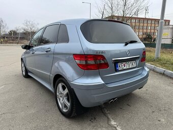 Predám Mercedes Benz B 200 TURBO W245 - 5