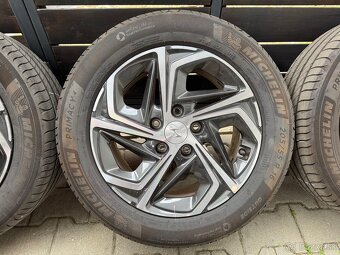 Original letná sada Hyundai i30 5x114,3 R16 205/55 R16 - 5