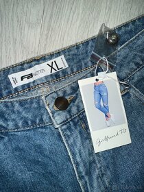 FB sister girlfriend fit jeans stylove nove rifle s visackou - 5