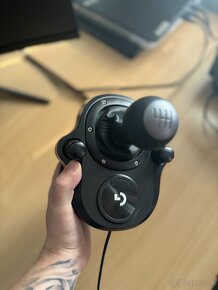 Logitech G29 - 5