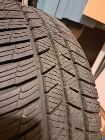 Predám zimné pneu s alu diskami rozteč  5x112 205/55 R16 - 5