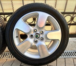 Škoda Octavia Scout 225/50 r17 5x112 - 5