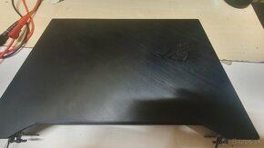 Rozpredám Asus ROG Zephyrus S15 GX502 na diely - 5