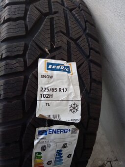 TOYOTA RAV4 17"+225/65 R17+SNÍMAČE+MATICE ZIMNÁ SADA - 5