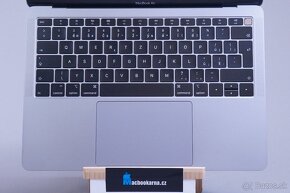 ZÁRUKA/Macbook Air 13.3"/I5 1.6GHZ/8GB RAM/256GB SSD/CZ - 5