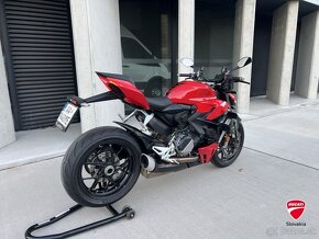 DUCATI STREETFIGHTER V2 - 5