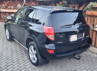 Toyota RAV4 2.2 D4D D-CAT 4x4 - 5