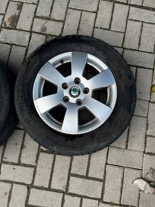 Predám sadu 4 originálnych kolies Škoda Octavia2 - 5