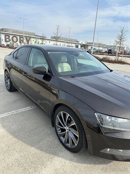 Škoda Superb 3 2.0tdi 110kw laurin klement - 5