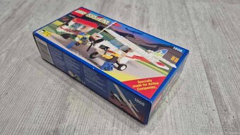 Lego System 1808 Light Aircraft and Ground Support - 5